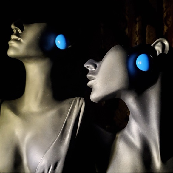 Sapphire Blue Ball-Shaped Large Silver Stud Earrings - Picture 2 of 11